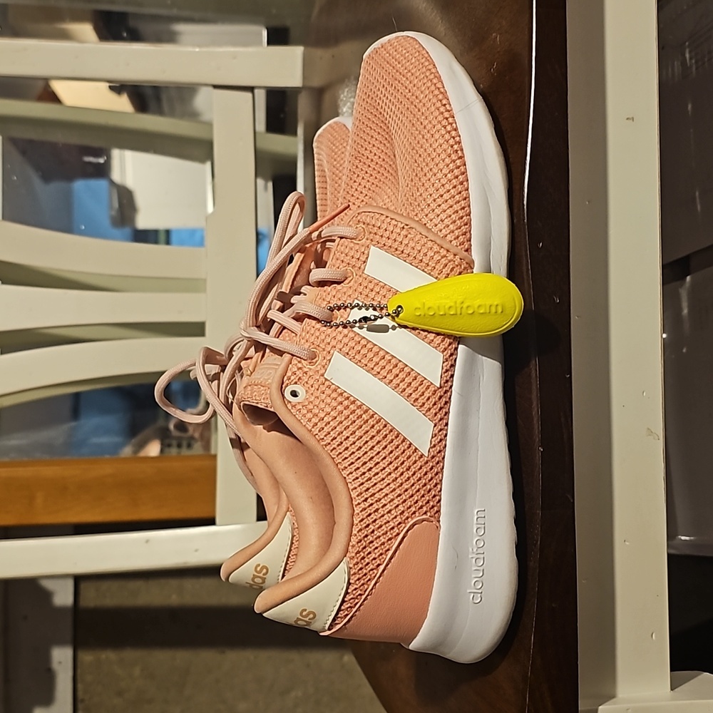 BRAND NEW Adidas Pink Women's Ultimate QT Racer 2.0 CLOUDCUSHION Size 8